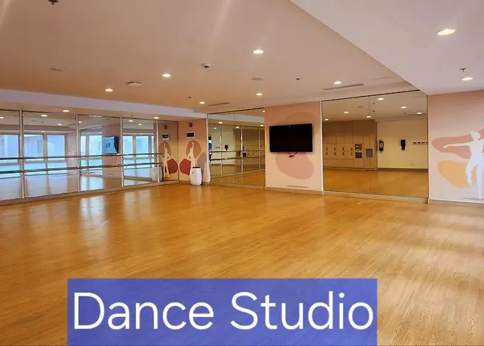 Apartment 11a Spacious With Amenities Free Parking With Washer Great For Long