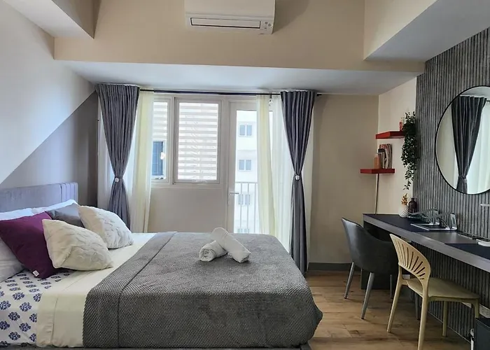 Apartment 11a Spacious With Amenities Free Parking With Washer Great For Long *